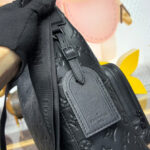 Louis Vuitton Hobo Cargo M14778 Black